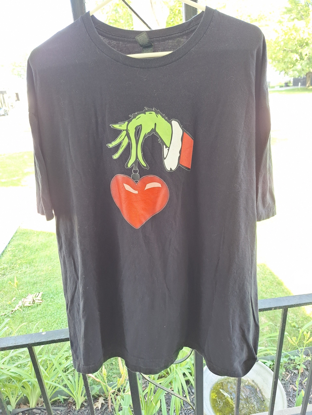 Gildan Black Womens Tee with Grinch Hand And His Heart Graphic